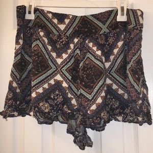 AEO patterned soft shorts